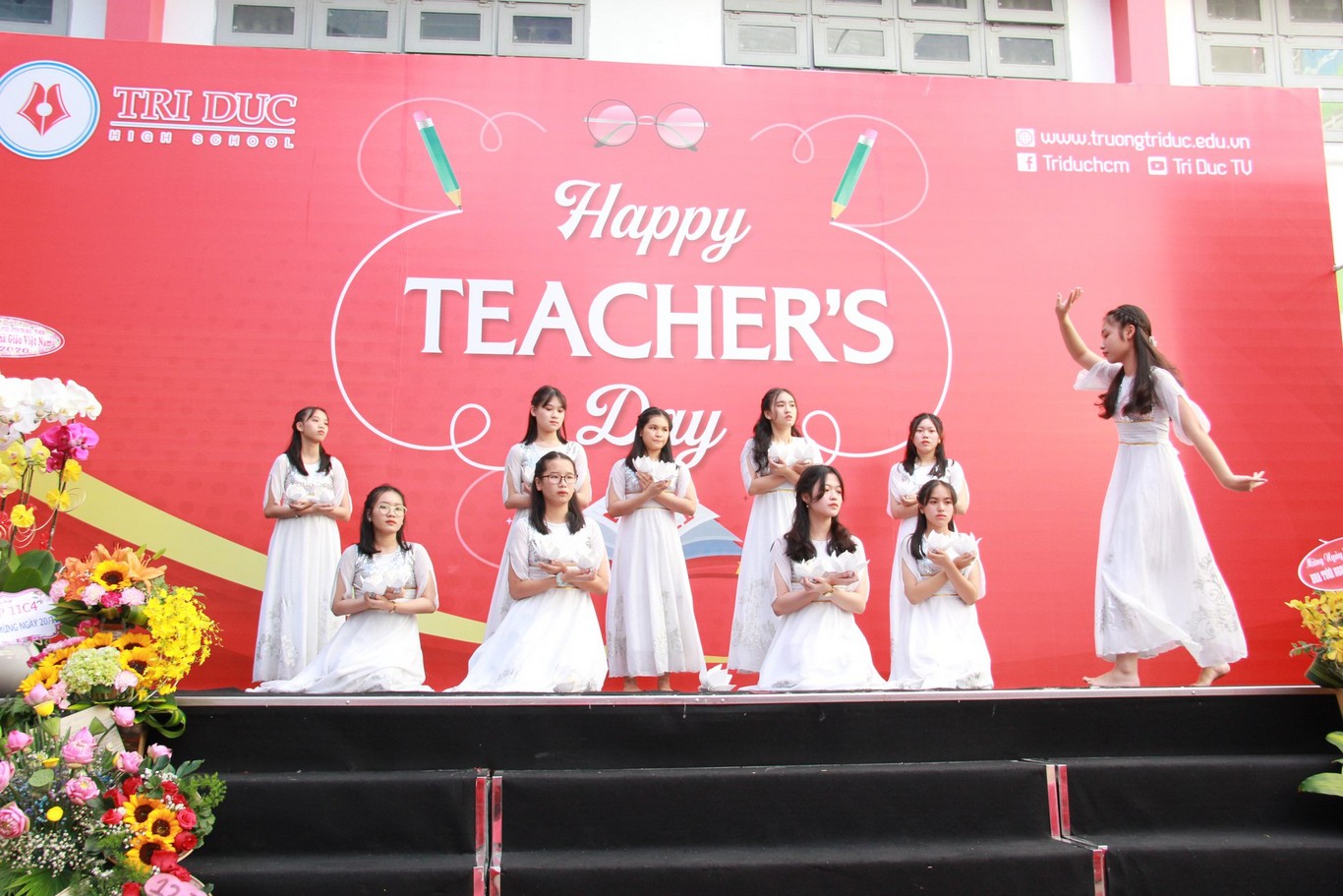 ngày nhà giáo việt nam 20-11-2020 tại trường trí đức quận tân phú tp hồ chí minh