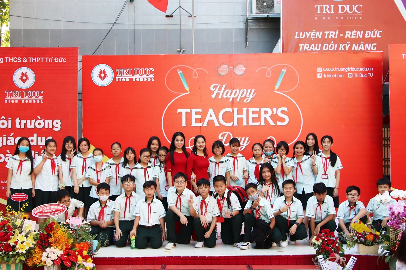 ngày nhà giáo việt nam 20-11-2020 tại trường trí đức quận tân phú tp hồ chí minh